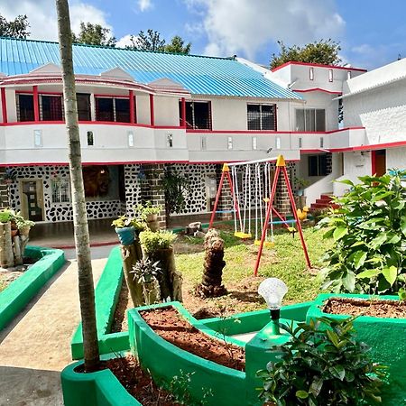 Am Resort Yelagiri Luaran gambar